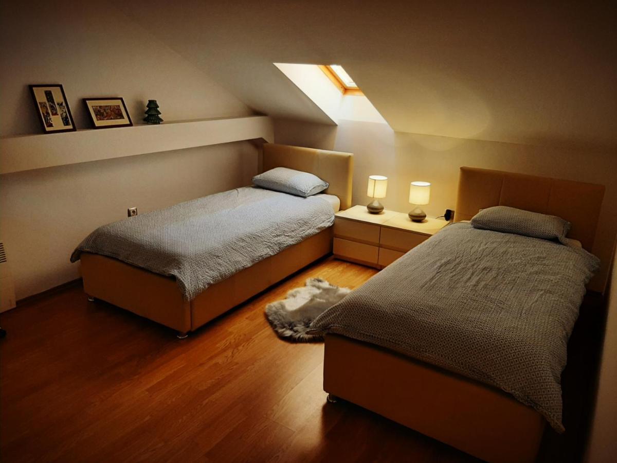 Old School Apartments バニャ・ルカ 部屋 写真